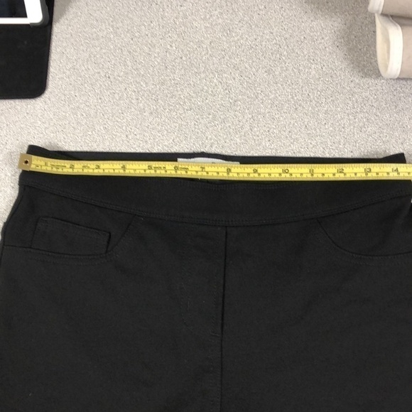 Nygard Capris -> Nygard Capris - Picture 8 of 11